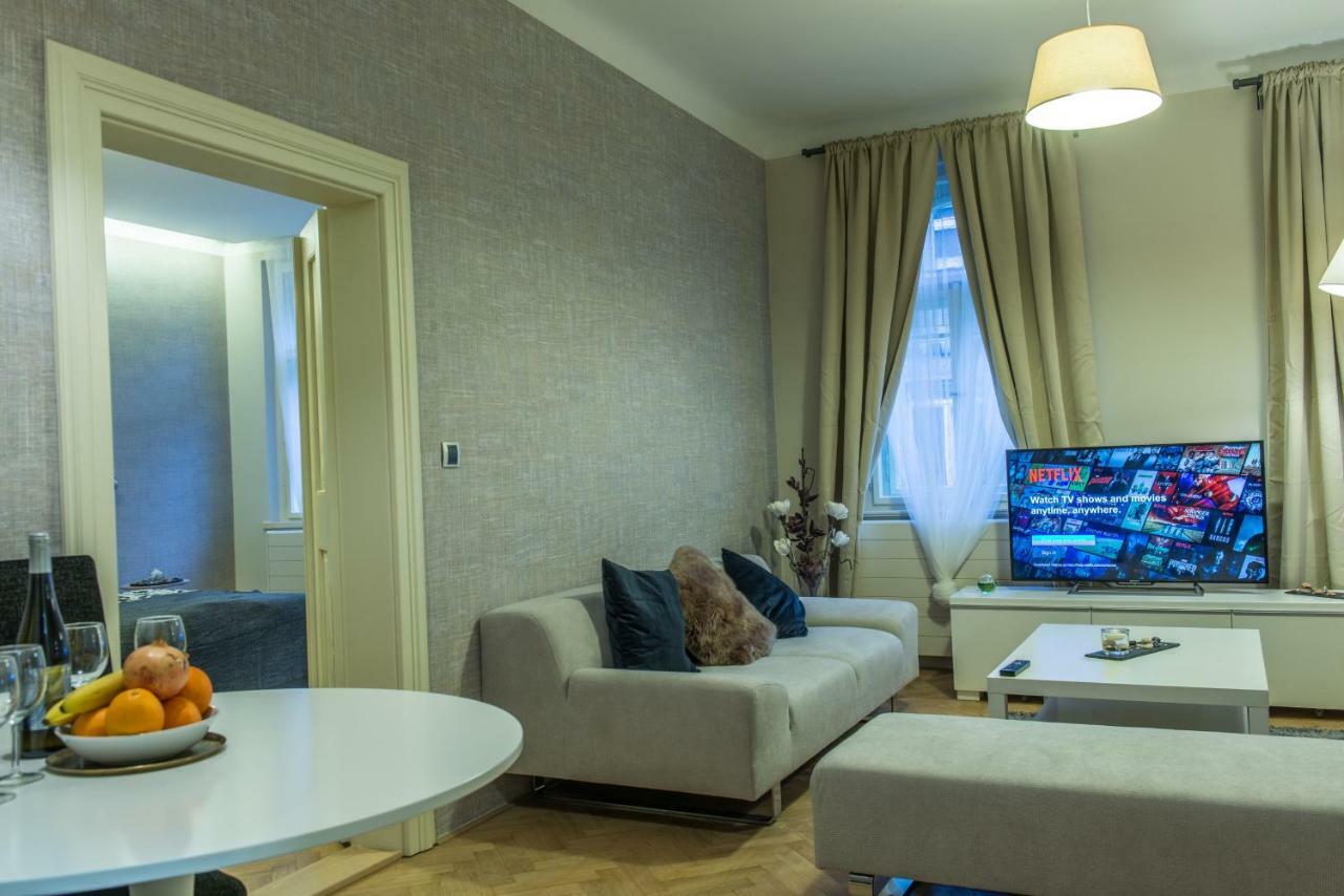 Exclusive 3 Bedroom Top-Notch Flat, Great Location Praag Buitenkant foto
